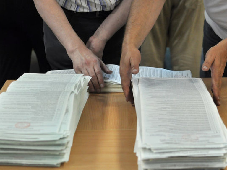 Эксперт: выборочный пересчет бюллетеней на 59 округе в Донецкой области может привести к фальсификации результатов (ВИДЕО)