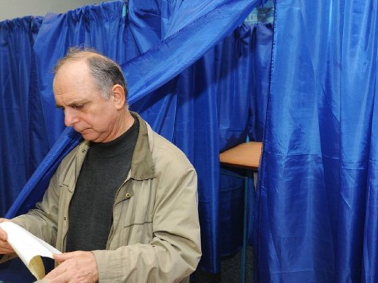 На Донбасс для мониторинга выборов прибыли иностранные наблюдатели