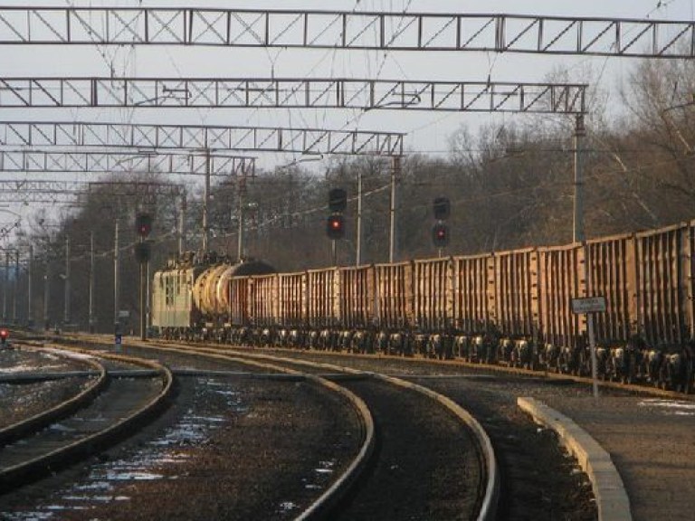 Железнодорожная станция Сентяновка в Луганской области попала под артиллерийский обстрел