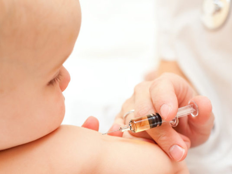 Минздрав поручил срочно возобновить использование вакцин БЦЖ с истекшим сроком регистрации