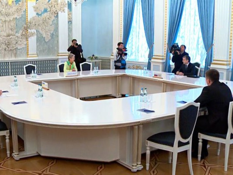 В ДНР анонсировали очередную встречу контактной группы по Донбассу