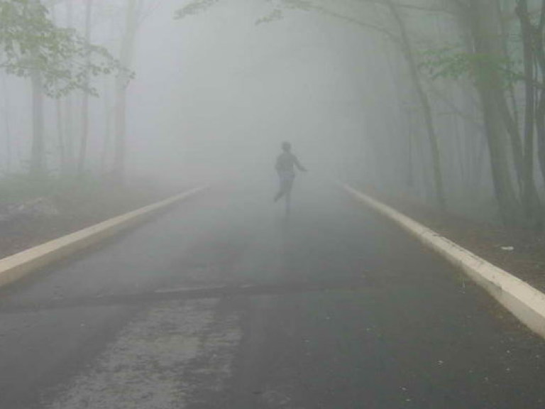 Синоптик объяснила, почему Украина страдает от тумана