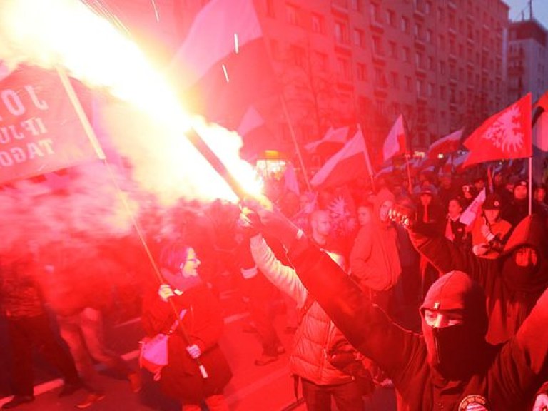 Украинцы не принимали участия в массовых столкновениях в Варшаве — МВД Польши