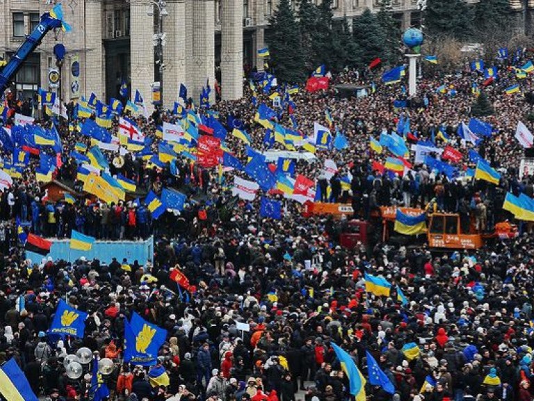 На Майдане 21 ноября пройдет вече