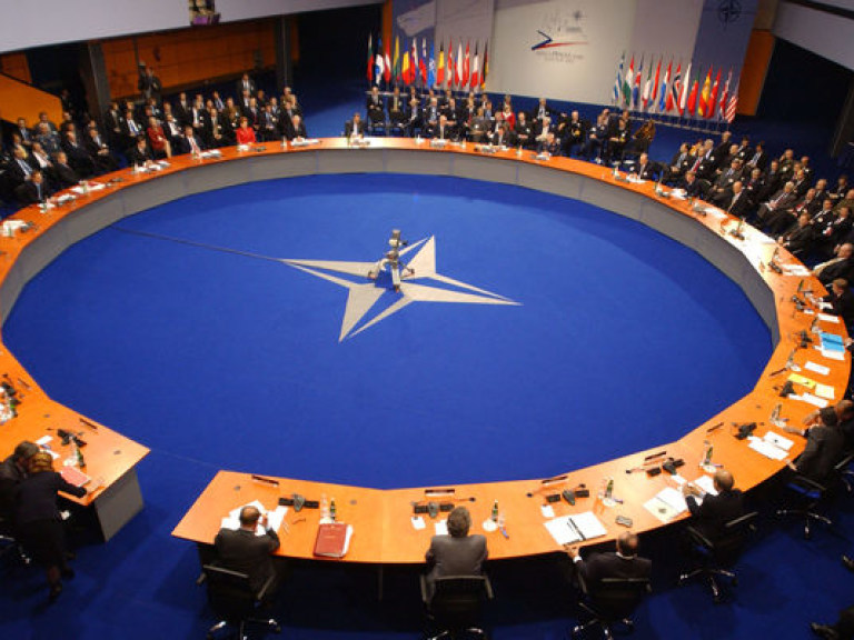 Украина на сегодняшний день не готова к вступлению в НАТО — Порошенко
