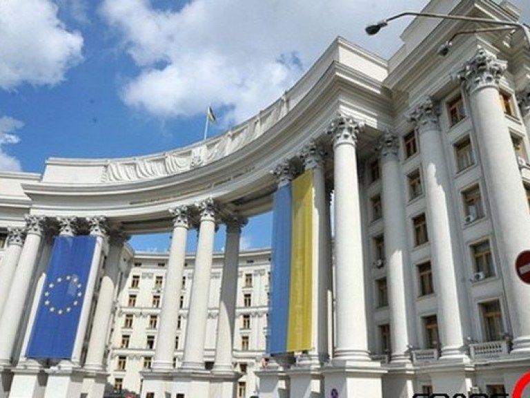 МИД подтверждает содержание девяти пленных украинцев в российских СИЗО