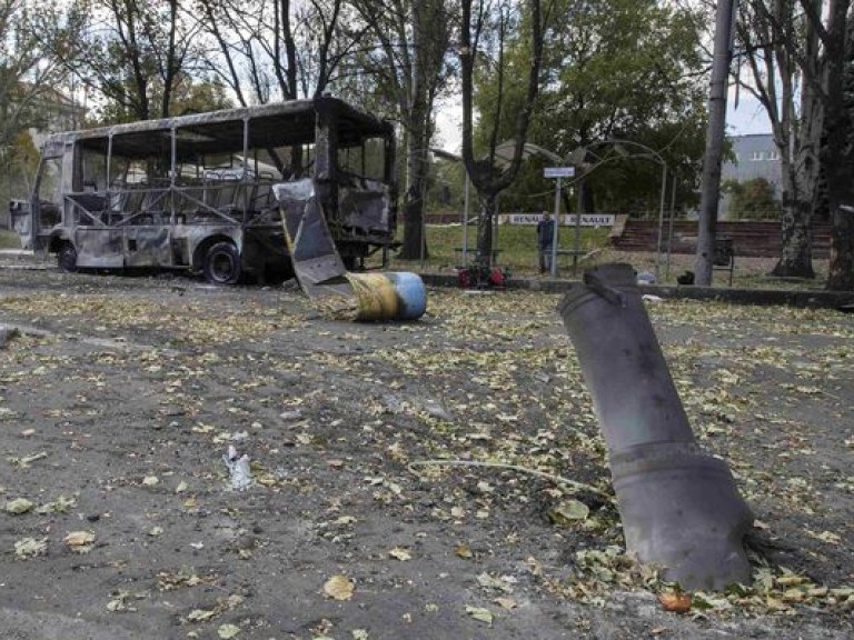 На границе с территориями, неподконтрольными украинским войскам, установят металлоискатели