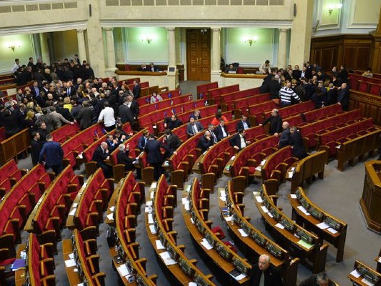 Подготовительная группа ВРУ рассмотрит вопрос распределения мест в сессионном зале— парламентарий