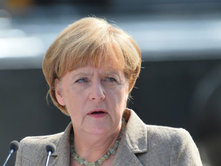 Меркель:Евросоюз готов к обсуждению торговых вопросов с Евразийским экономическим союзом