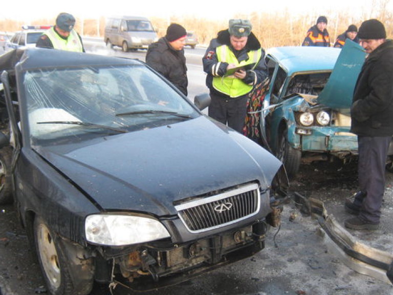 За сутки в ДТП погибло 11 человек