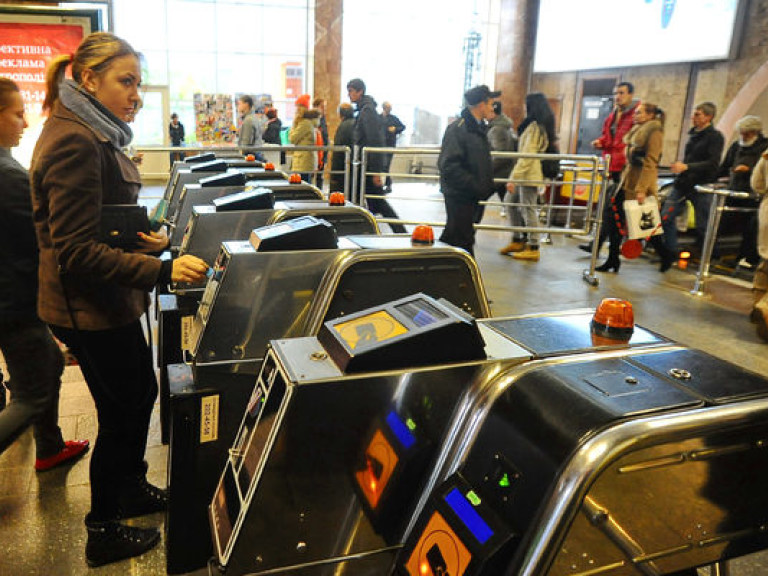 В КГГА предлагают установить разовую стоимость проезда в метро на уровне 4 гривен