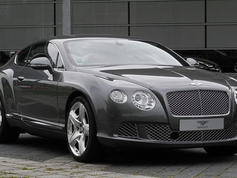 В Киеве угнали Bentley Continental