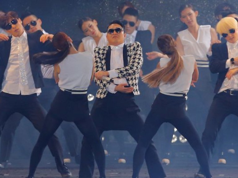 Кореец Psy с Gangnam Style обрушил счётчик просмотров на YouTube (ВИДЕО)