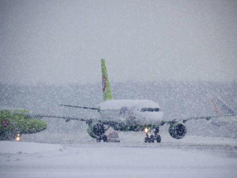 Деньги за билеты на отмененные рейсы в Днепропетровск можно вернуть &#8212; МАУ