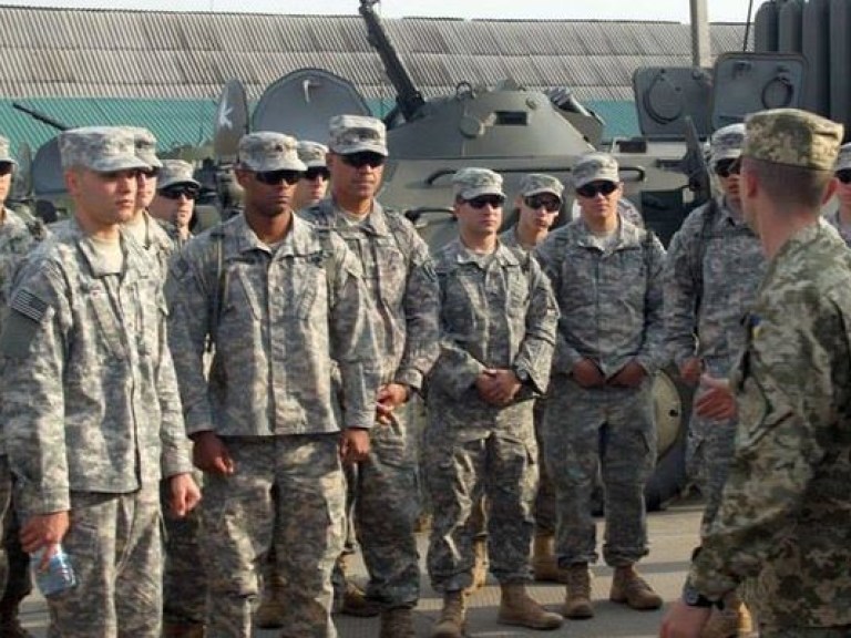 Сенат США одобрил оборонный бюджет на 2015 год в размере 577 млрд долл
