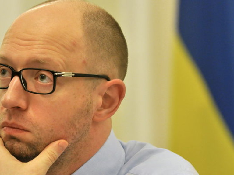 Реформы украинского правительства уничтожают средний класс — эксперт