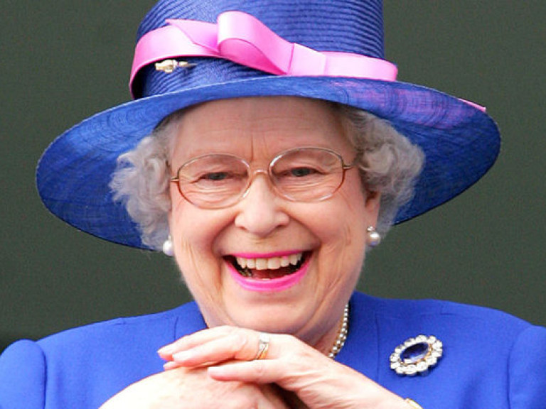 Королева Елизавета II решила не «уходить на пенсию»
