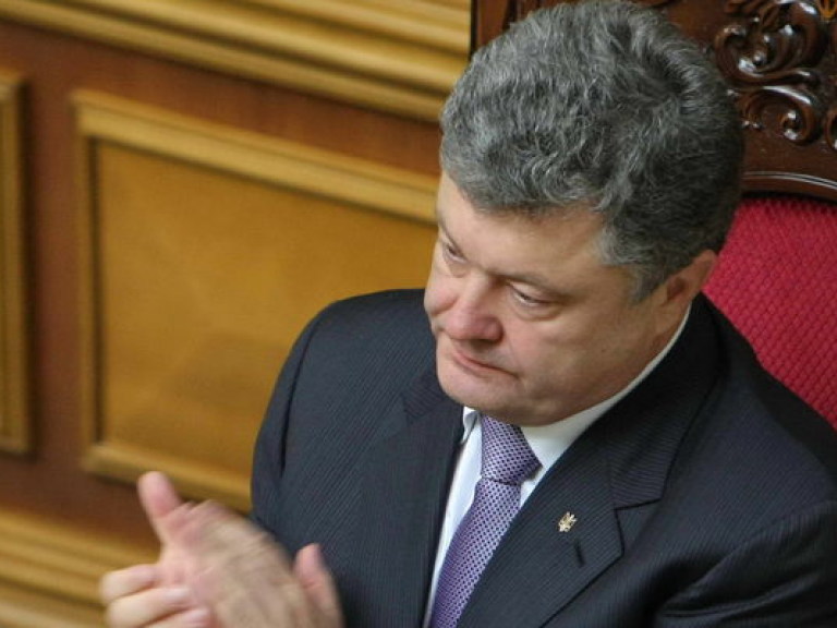 Порошенко: На АТО Украина тратит 100 млн гривен каждый день