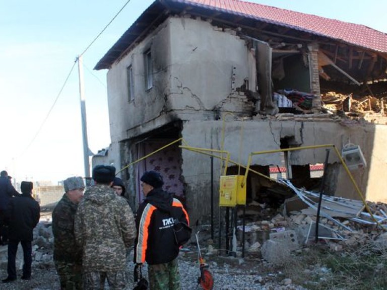 В жилом доме Днепродзержинска прогремел взрыв