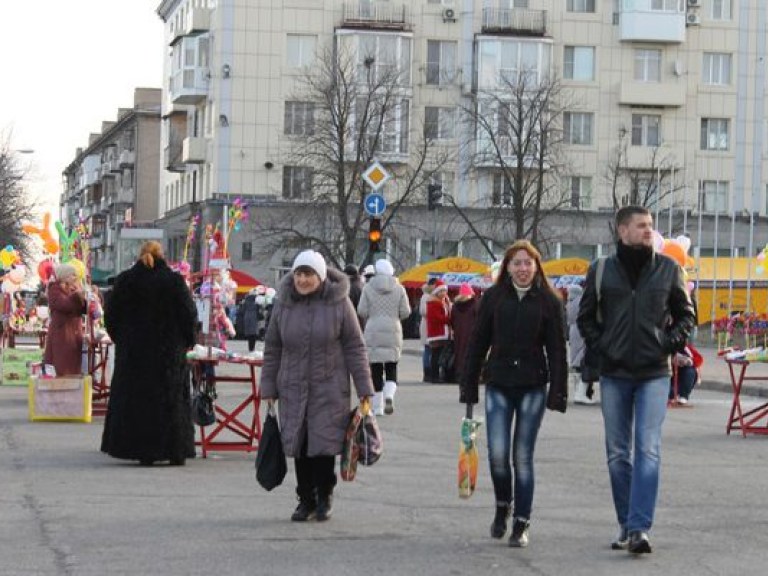 Традиционная новогодняя ярмарка в Луганске прошла в «урезанном варианте»