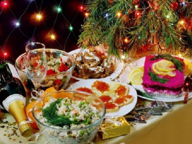 Новогодний пир: Во сколько украинцам обойдется праздничный стол (ИНФОГРАФИКА)
