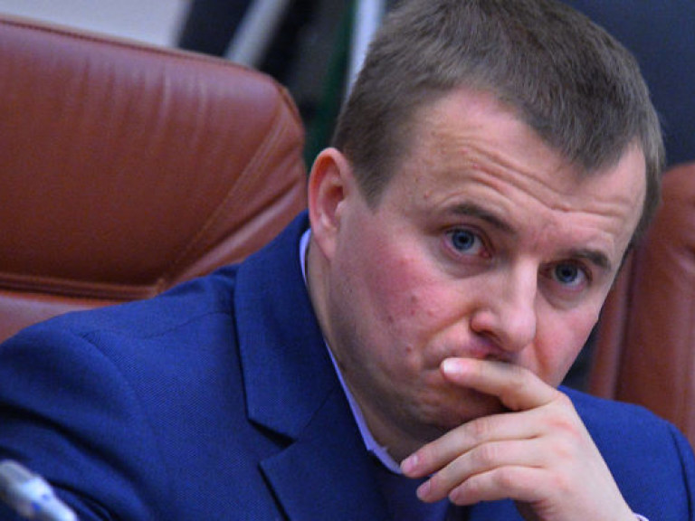 Яценюк пригрозил Демчишину увольнением