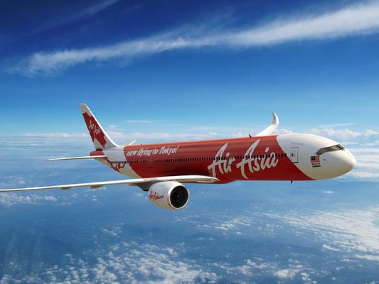 Самолёт AirAsia: почему пилот не подал сигнал бедствия? (ВИДЕО)