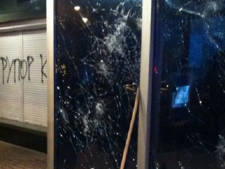 На офис телеканала «Интер» было совершено нападение