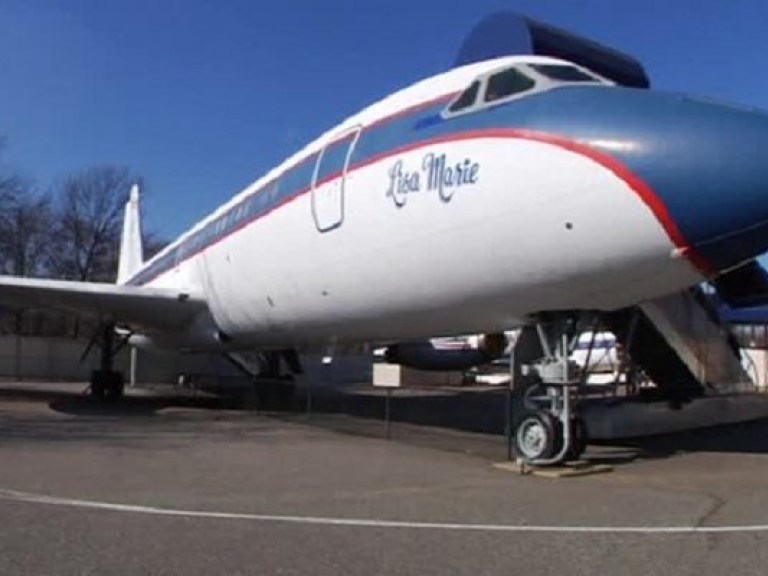 Самолеты Элвиса Пресли уйдут с молотка за 10–15 миллионов долларов
