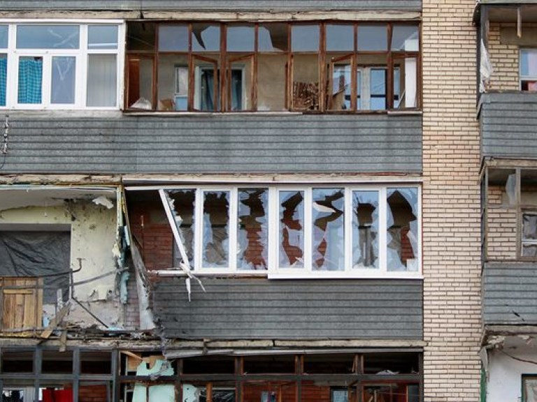 Накануне Рождества в Донецке были повреждены 2 дома