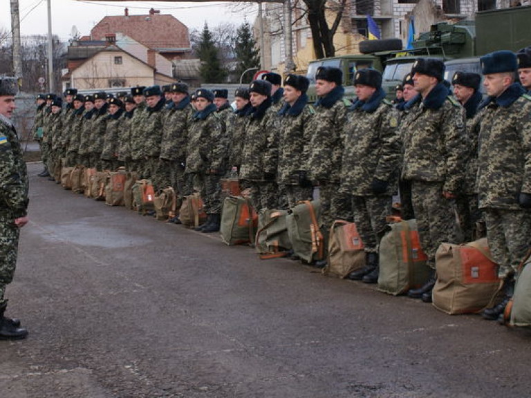 В киевских военкоматах количество добровольцев уменьшилось в 20 раз