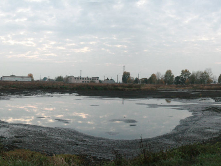 В Киеве продолжает расти число отравившихся грязной водой