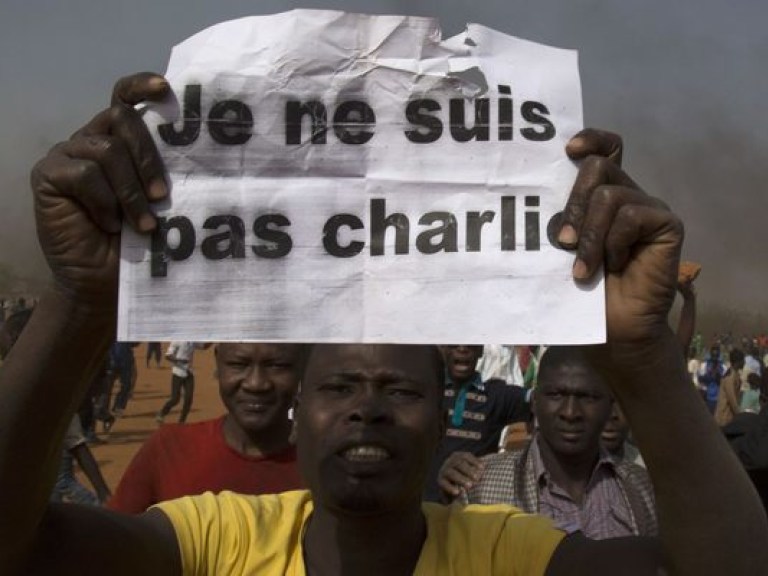 Во время протестов против Charlie Hebdo в Нигере погибли 10 человек &#8212; СМИ