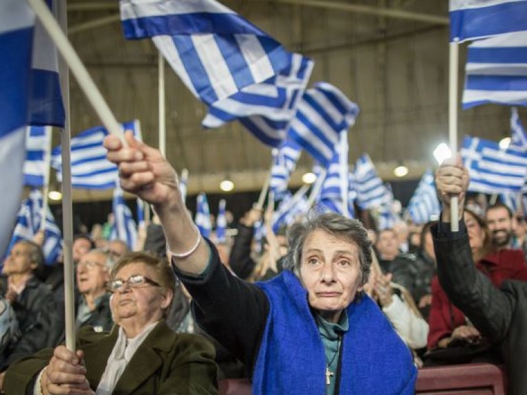 Греческий exit poll: СИРИЗА лидирует на выборах с 35-37 процентами голосов