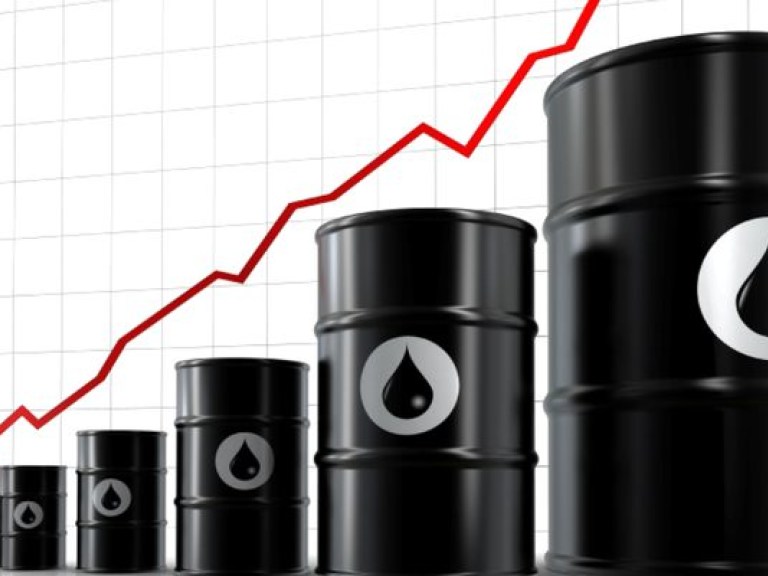 Цены на нефть Brent и WTI упали из-за отказа Саудовской Аравии сокращать нефтедобычу