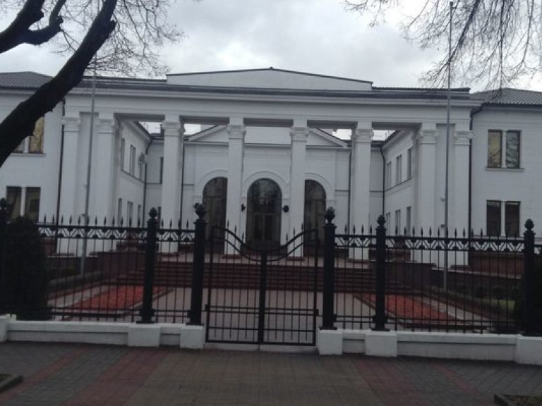 Прессу оставят за дверью на встрече контактной группы в Минске – МИД Беларуси