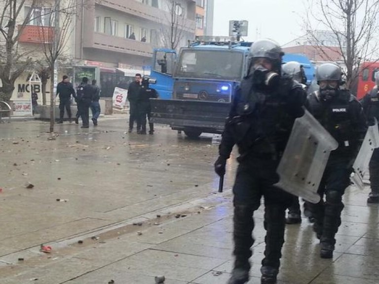 В ходе массовых беспорядков в Приштине пострадали двое украинцев – МВД Косово