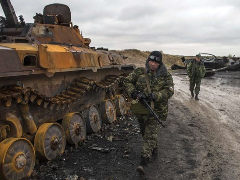 АТО: украинские военные уничтожили танковое подразделение под Дебальцево