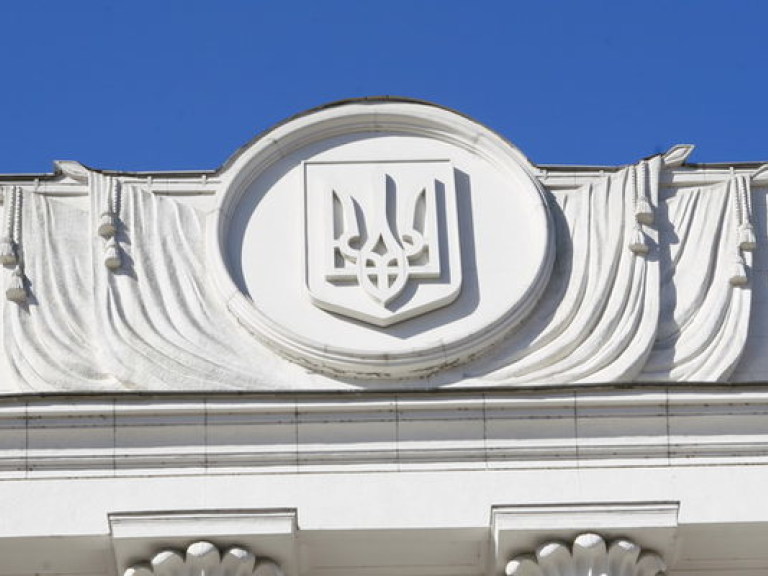 В Раде зарегистрирован законопроект о люстрации, под действие которого подпадает Турчинов