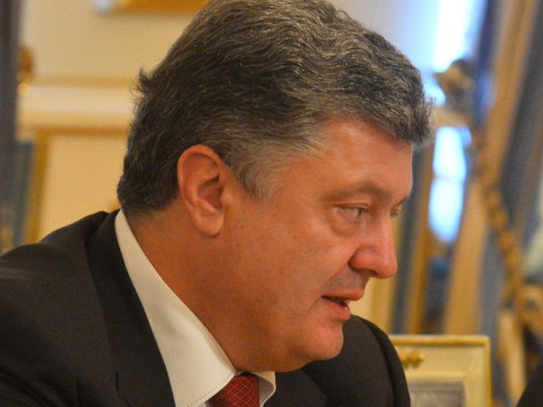 Заявления Порошенко по выполнению сторонами конфликта Минских договоренностей не помешают ему пойти на компромисс — эксперт