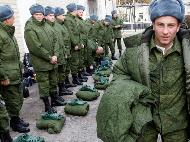 Львовских военных отправили воевать на Донбасс в летней форме