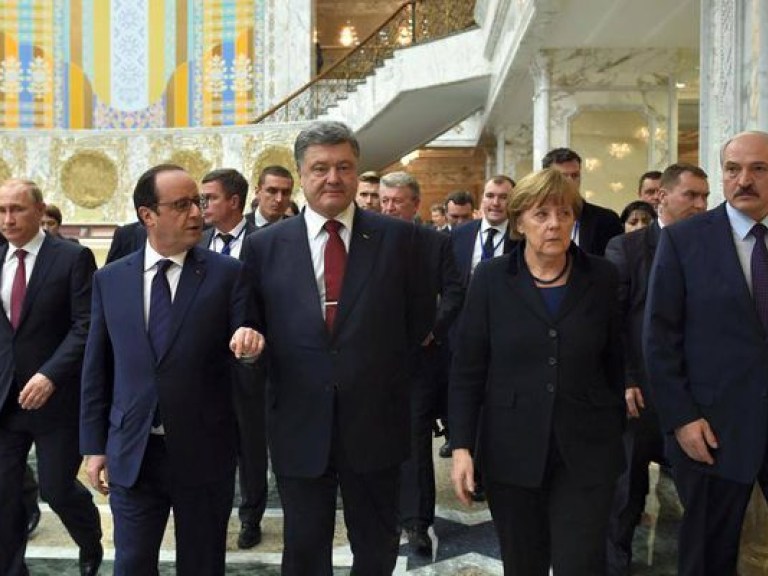 Глава МИД Франции: Украина говорит о децентрализации, а Россия — об автономии Донбасса
