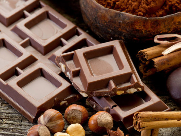 Черный шоколад может быть опасным для здоровья — медики