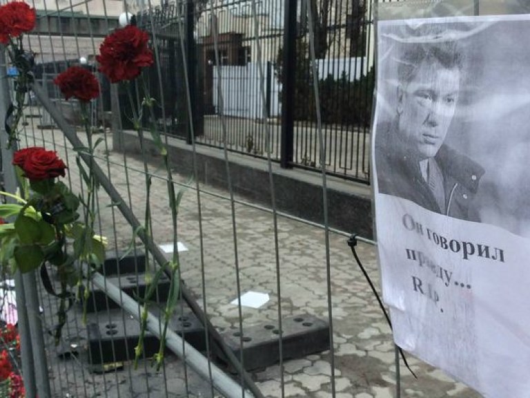 Политолог о гибели Чечетова и Немцова: Кто-то пытается дестабилизировать ситуацию в Украине и России