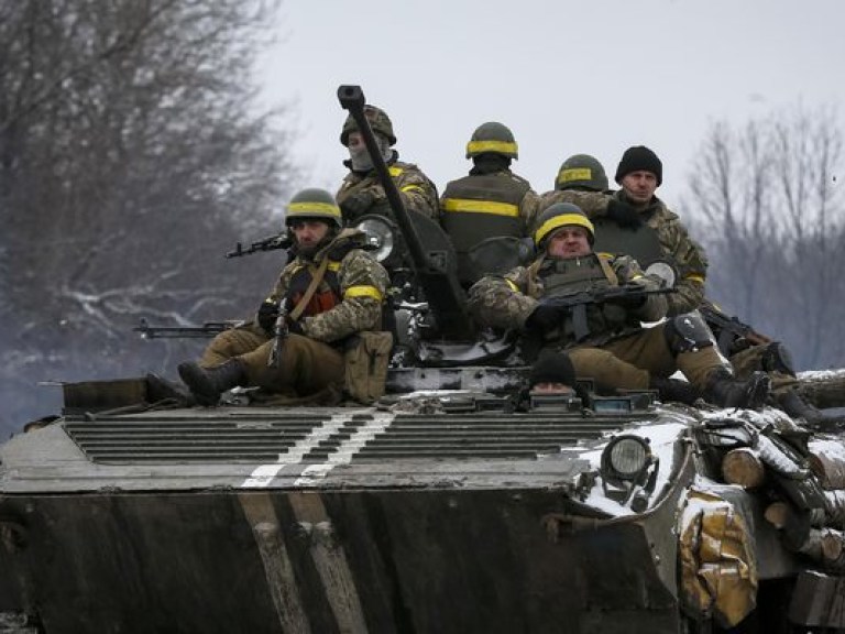 В ДНР заявили о полном отводе тяжелых вооружений от линии соприкосновения на Донбассе