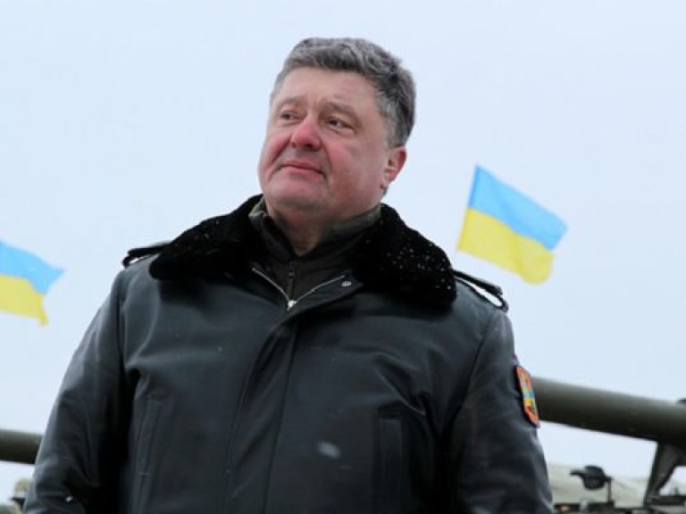 Президент Порошенко подписал указ об обращении к ООН и ЕС за миротворческим контингентом
