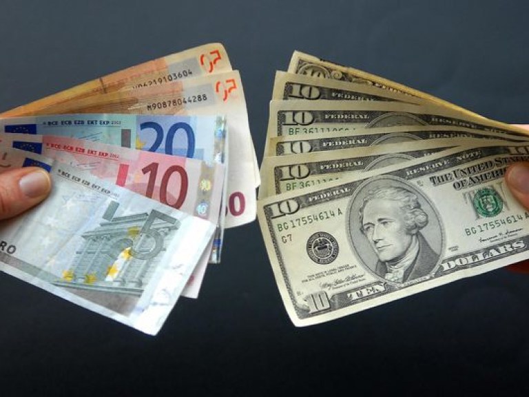 В Раде намерены создать ВСК по расследованию спекуляций с национальной валютой