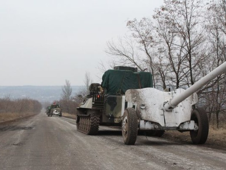 В воскресенье 8 марта позиции украинских военнослужащих были обстреляны 12 раз — пресс-центр АТО