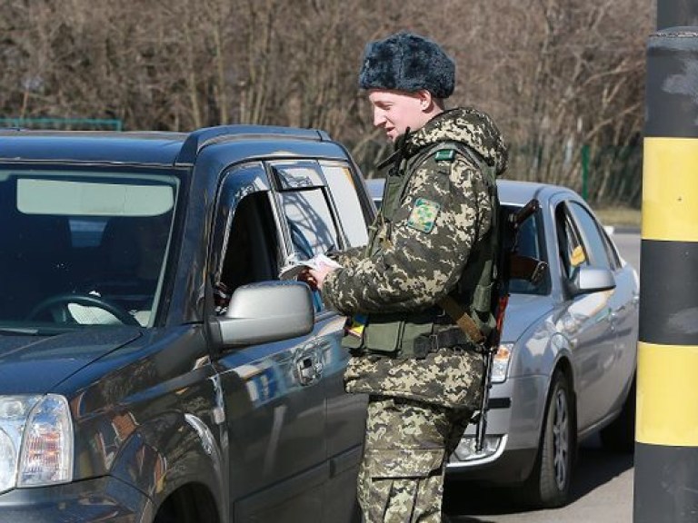 В Одессе заменили восемь руководителей таможни