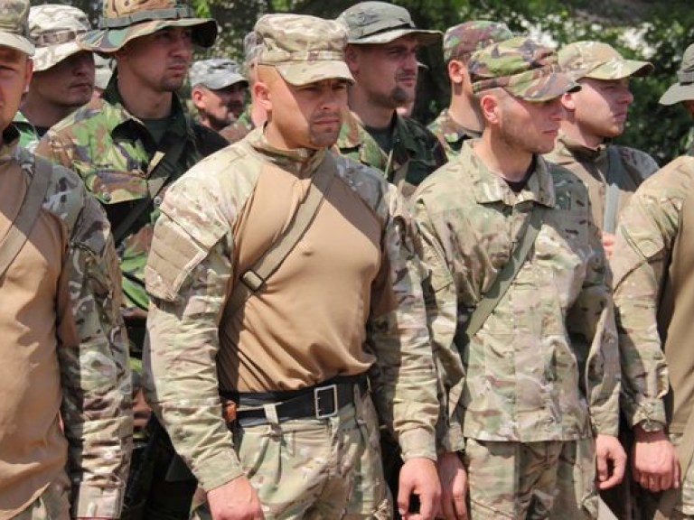 Порошенко ввел в действие решение о Военном кабинете СНБО
